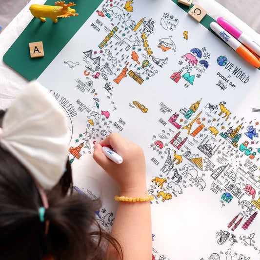 🌍 WORLD MAP COLOURING MAT - LARGE SIZE